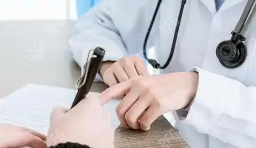 月经紊乱新特征：两月不来又突然提前的周期性崩溃